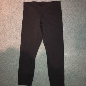 Black Lululemon leggings